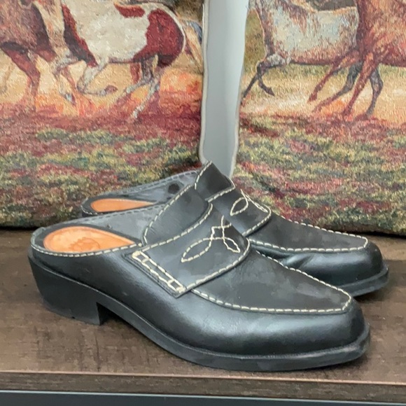 Ariat mules - Picture 2 of 5